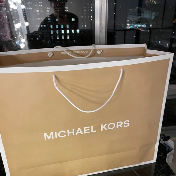 Michael Kors hat - Picture 5 of 5